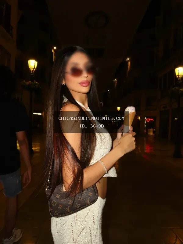 Isabella, escort alegre de 26 años en Madrid - Foto 4 - Escorts en Madrid