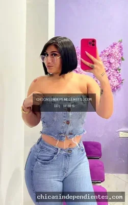 Debora, escort latina morena sensual en Sevilla