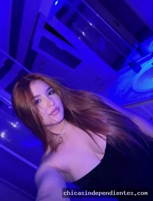 Nena - Escort latina en Madrid | Joven castaña con rostro angelical - Caché Madrid