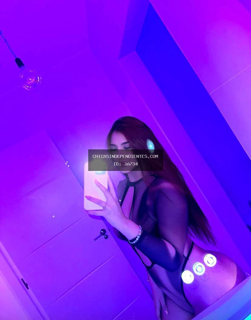 Nena - Escort latina en Madrid | Joven castaña con rostro angelical - Caché Madrid - Foto 2 - Escorts en Madrid
