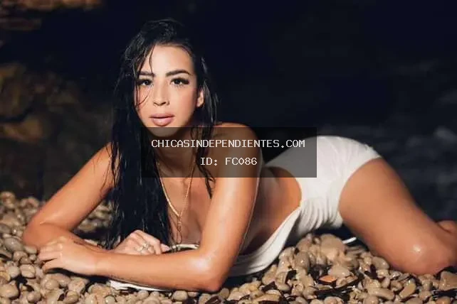 Anthonella, colombiana con culazo en Playa den Bossa Ibiza - Foto 4 - Escorts en Ibiza