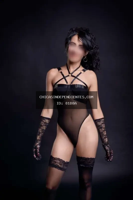 Nawal, escort española delgada fetish en Marina Botafoch Ibiza - Foto 2 - Escorts en Ibiza