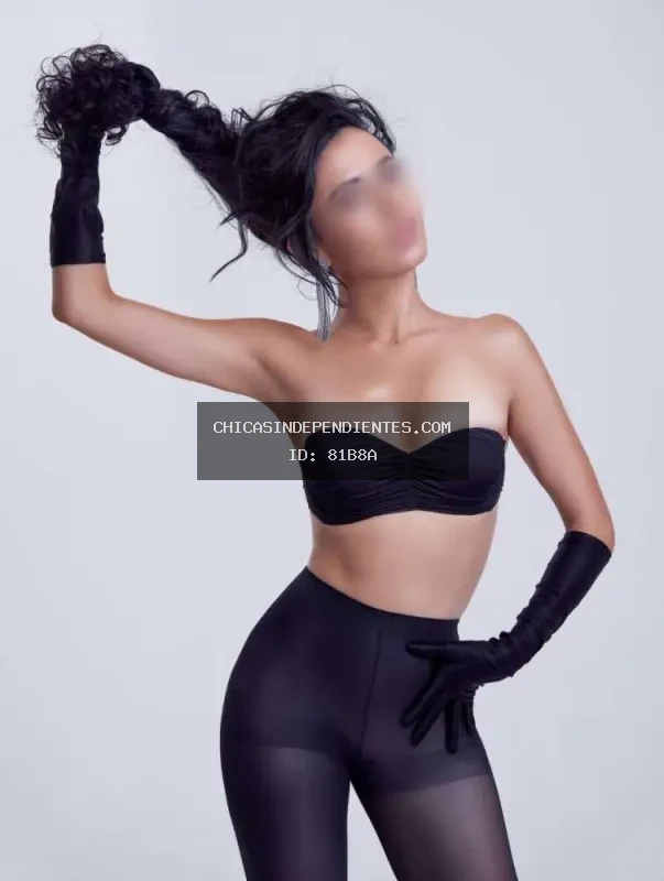 Nawal, escort española delgada fetish en Marina Botafoch Ibiza - Foto 3 - Escorts en Ibiza