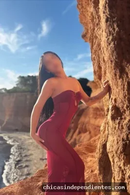 Stefany, venezolana alta y natural de 21 años en Ibiza con vídeo