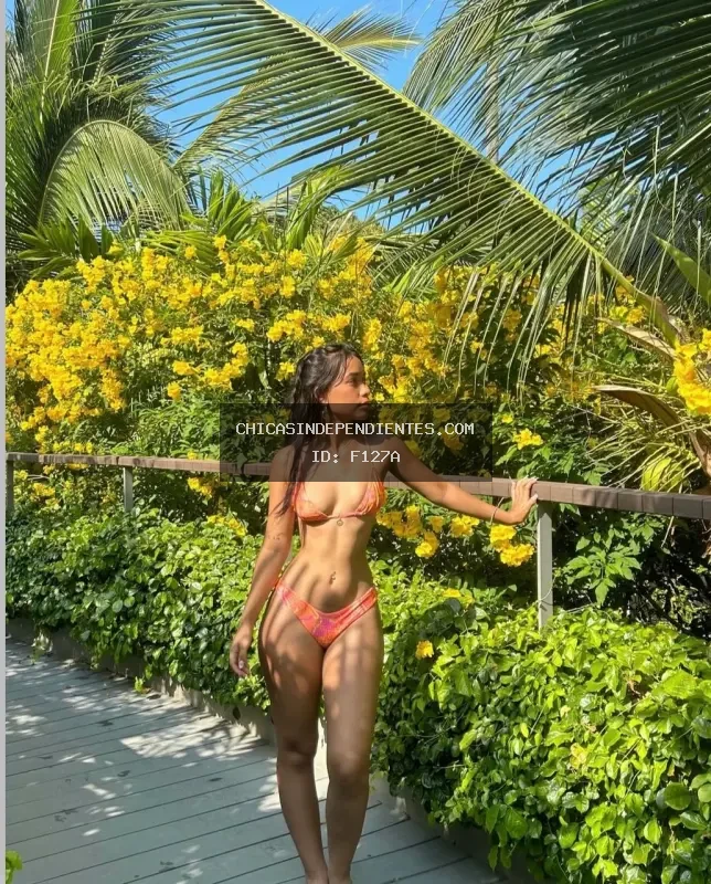 Lucy, escort exótica con encanto asiático en Marina Botafoch Ibiza - Foto 4 - Escorts en Ibiza