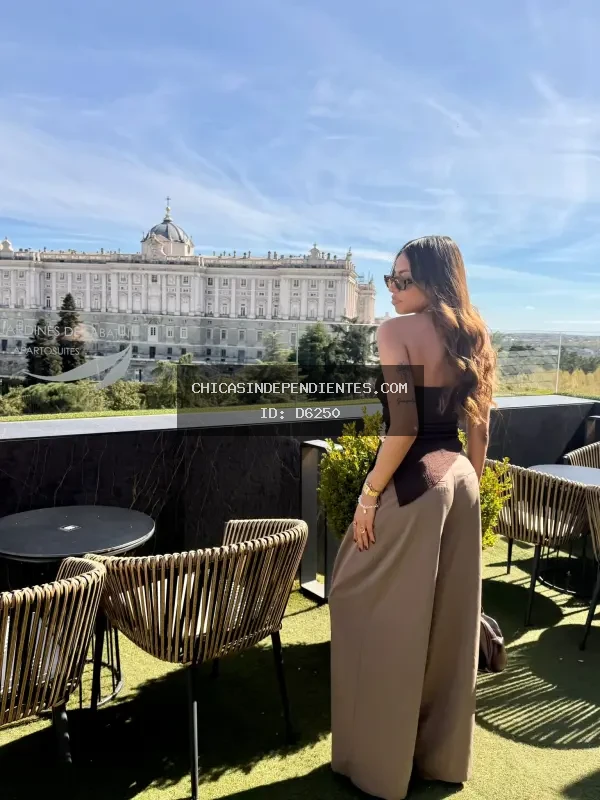 Sofia, latina exuberante en Sevilla - Agencia Blancanieves Sierpes - Foto 2 - Escorts en Sevilla