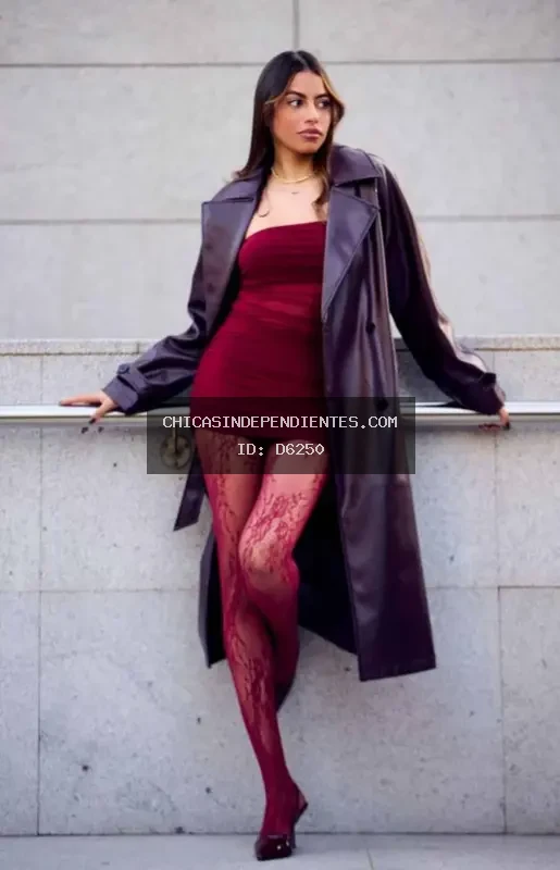 Sofia, latina exuberante en Sevilla - Agencia Blancanieves Sierpes - Foto 4 - Escorts en Sevilla
