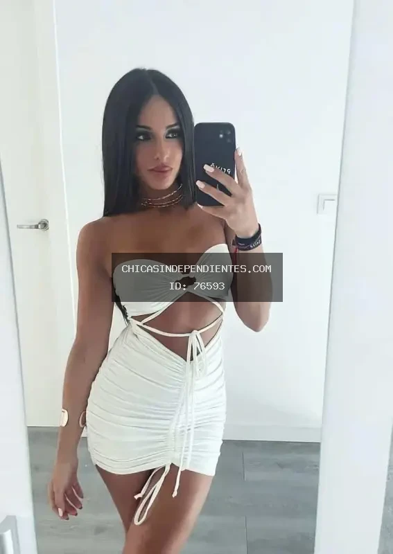 Violeta, escort latina exótica en Triana - Agencia Blancanieves - Foto 2 - Escorts en Sevilla
