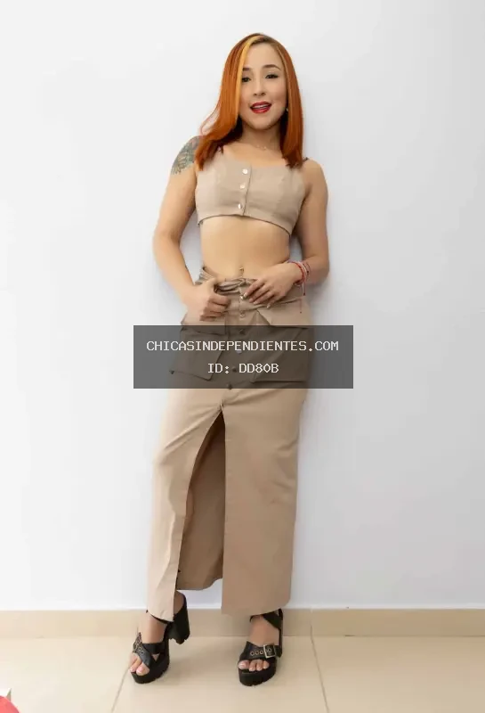 Karina, latina escultural de paso - Agencia Blancanieves Nervión - Foto 2 - Escorts en Sevilla