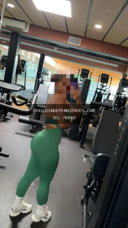 Lia, escort colombiana 20 años Vigo joven y femenina - Foto 5 - Escorts en Vigo