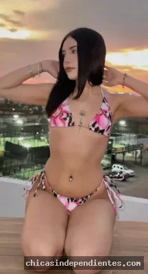 Sofia, escort brasileña jovencita 20 años Vigo casco vello