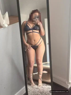 Alexandra, escort pelirroja española en Madrid · solo salidas