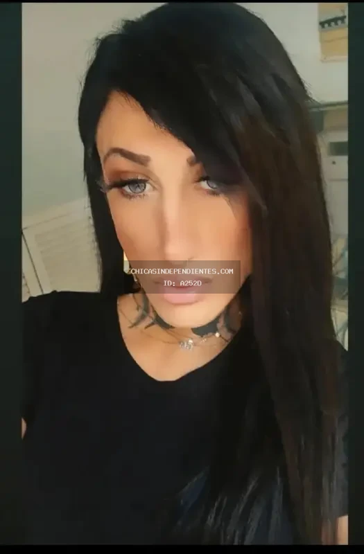 Adriana, trans 30 años con servicios especiales en Chueca Madrid - Foto 3 - Trans en Madrid