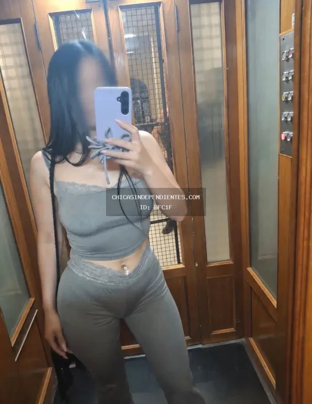 Brillante positiva difrutar de la vida y cosas buenas - Foto 2 - Escorts en Raval